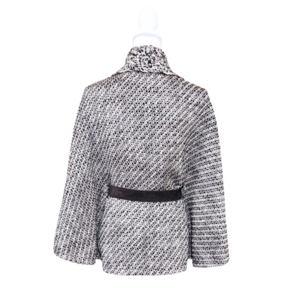 RENA LANGE Wool Bouclé Poncho/Cape with Knit Detail & Suede Belt - Picture 10 of 12